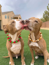 Load image into Gallery viewer, Chunky Christmas Pearls Acrylic Bead Collar