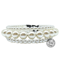 Load image into Gallery viewer, Classic White Pearl Triplo Acrylic Bead Collar
