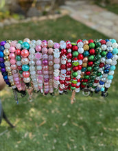 Load image into Gallery viewer, Holly Jolly Christmas Bead Collar