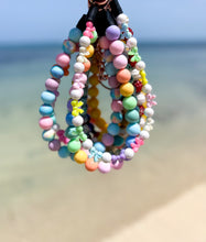 Load image into Gallery viewer, Pastel Rainbow Acrylic Bead Collar