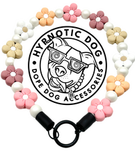 Load image into Gallery viewer, š¼ Vintage Daisies š¼ Silicone Bead Collar