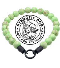 Load image into Gallery viewer, Pistachio Green Resin Bead Collar