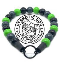 Load image into Gallery viewer, Green Thunder Acrylic Bead Collar