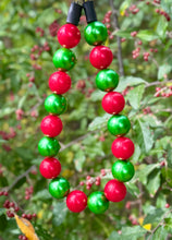 Load image into Gallery viewer, Chunky Christmas Pearls Acrylic Bead Collar