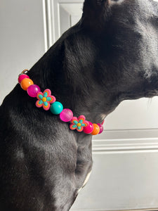Retro Groovy 🌼 Bead Collar