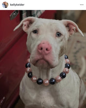 Load image into Gallery viewer, Chunky Navy &amp; Blush Pink Pearls Acrylic Bead Collar