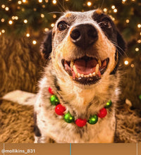Load image into Gallery viewer, Chunky Christmas Pearls Acrylic Bead Collar