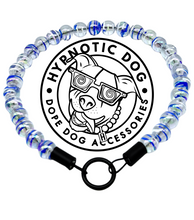 Load image into Gallery viewer, Blue Twist Glow Bead Collar