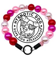 Load image into Gallery viewer, Chunky Valentine Pearls Acrylic Bead Collar