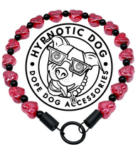 Load image into Gallery viewer, Red Glitter Hearts Bead Collar