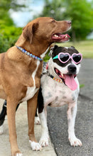 Load image into Gallery viewer, Blue Twist Glow Bead Collar