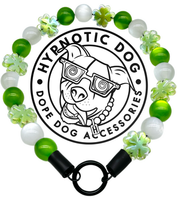 Shamrock Acrylic Bead Collar