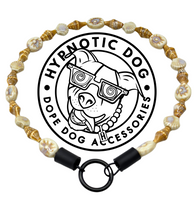 Load image into Gallery viewer, Tan Seashell Ceramic Bead Collar