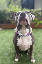 Load image into Gallery viewer, PERSONALIZED Violet Daisy Bead Collar